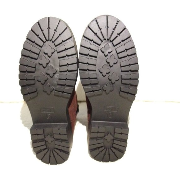 Best Seller LPCBDEE Classic Chelsea Boots Slip On - Picture 5 of 7